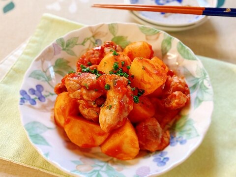 じゃが芋と鶏肉のケチャカレー炒め